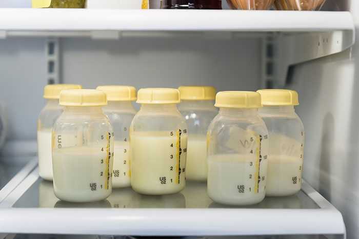 Храним молоко в холодильнике