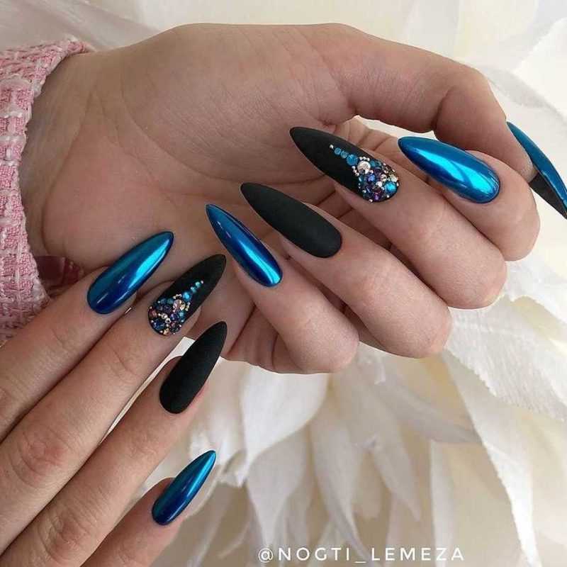 black-nails-105