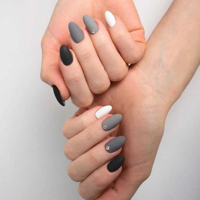 black-nails-96