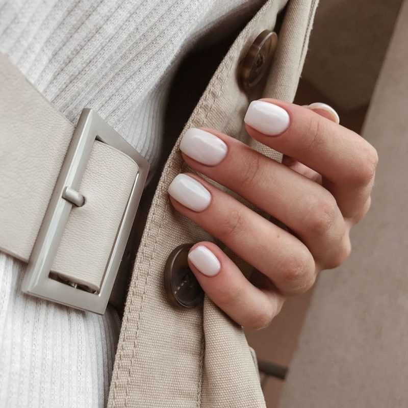 delicate-nails-156