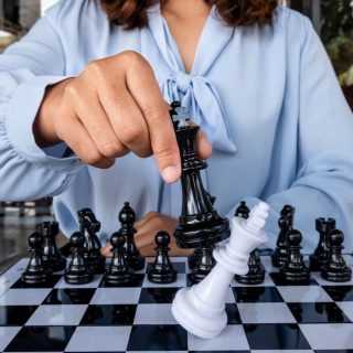 Женщина шахматистка
